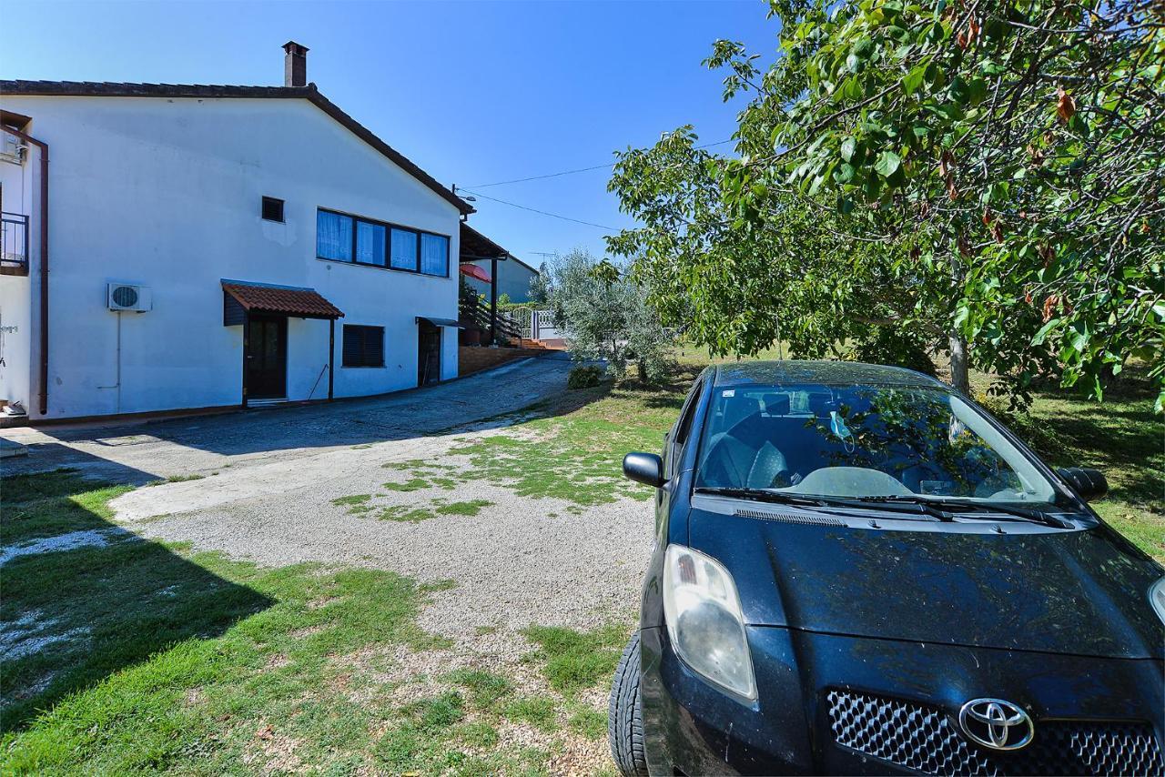 Rooms Veli Vrh 2208 Pula Buitenkant foto